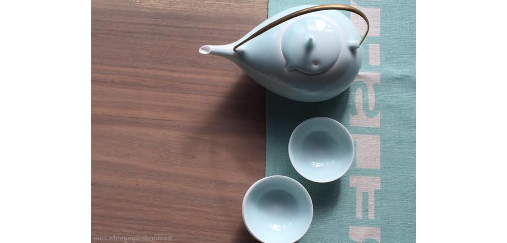 Porcelain tea set holiday gift